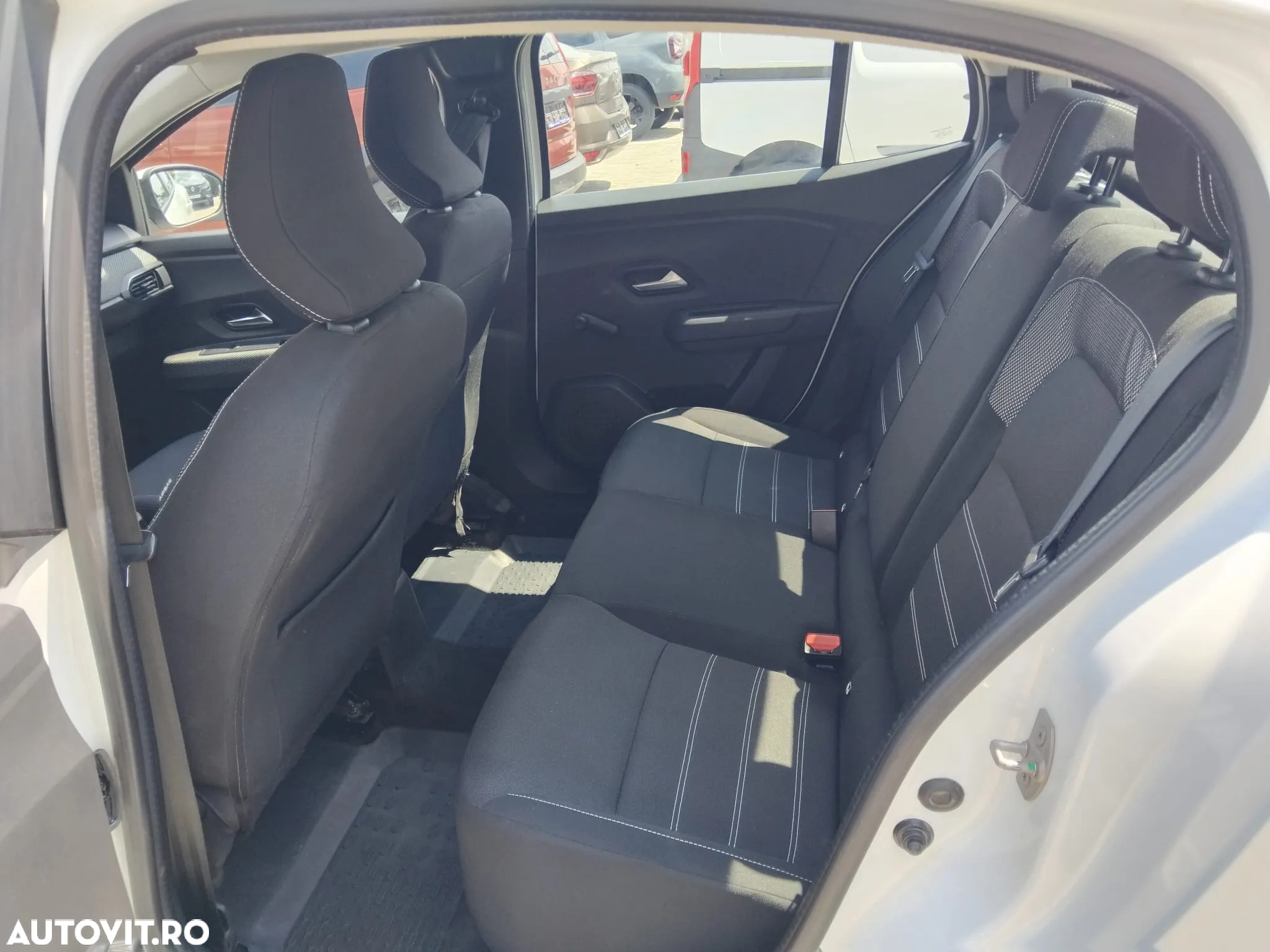 Dacia Logan TCe 90 MT6 Comfort - 8