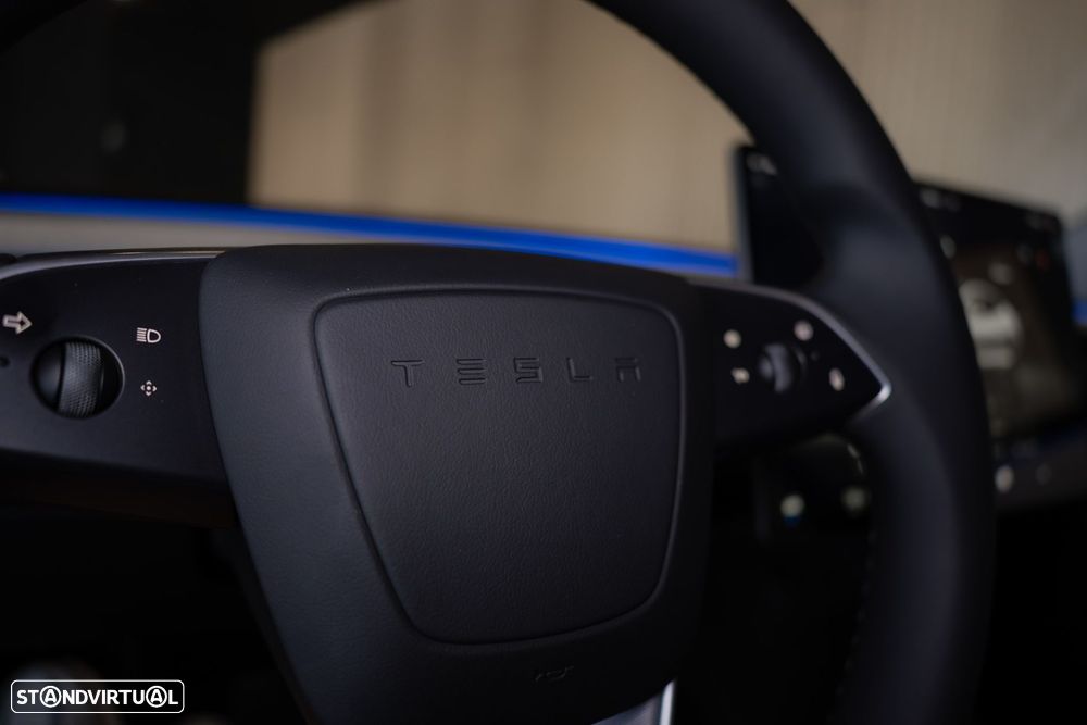 Tesla Model 3 Tração Traseira - 48