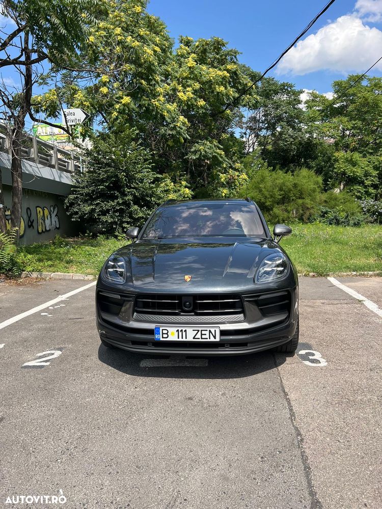 Porsche Macan T - 12