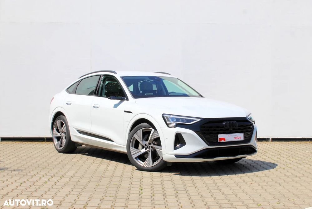Audi Q8 Sportback e-tron 55 quattro Advanced - 8