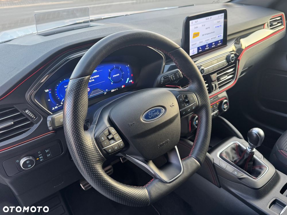 Ford Kuga 2.0 EcoBlue Hybrid ST-LINE - 20