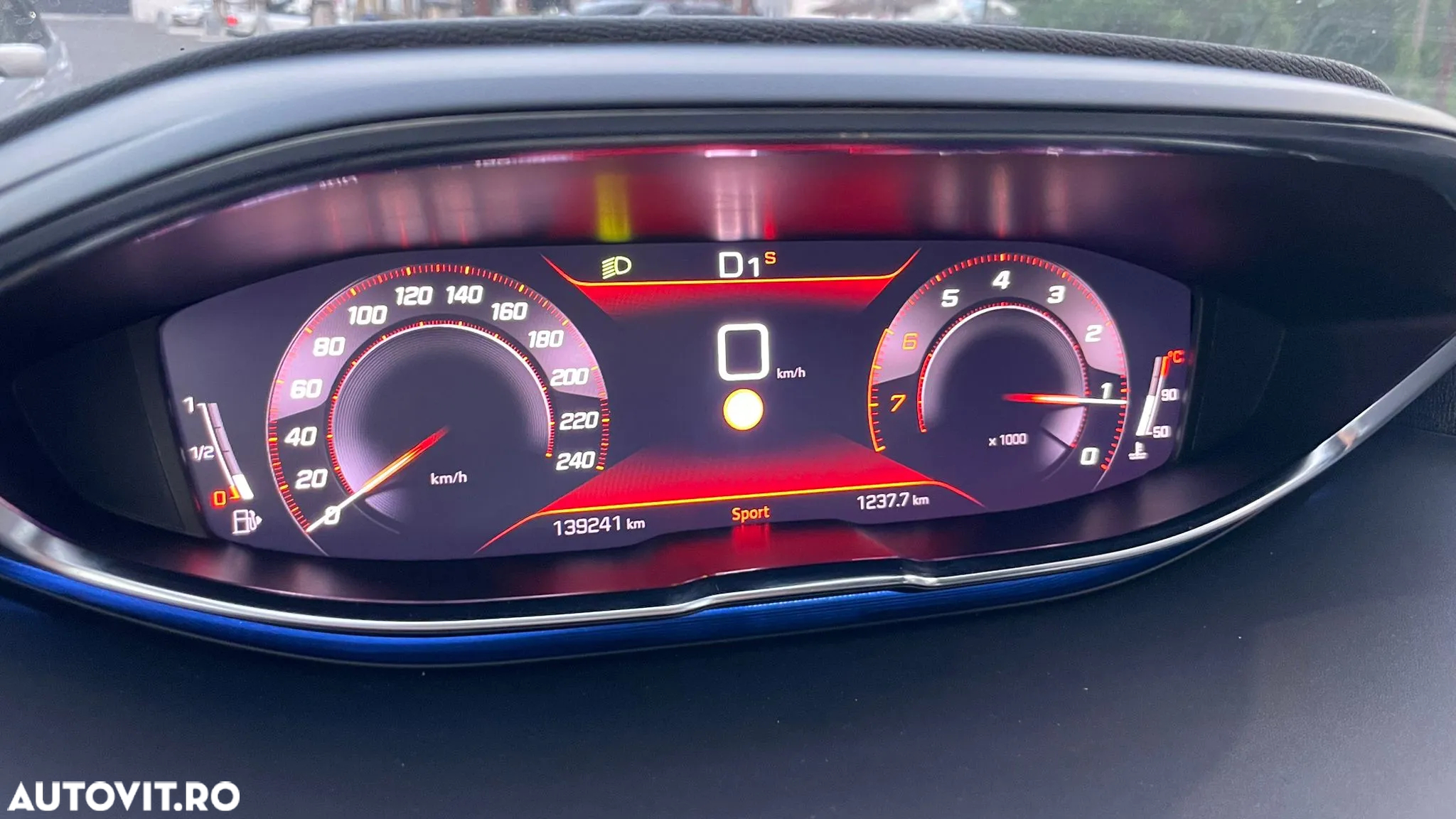 Peugeot 5008 - 13