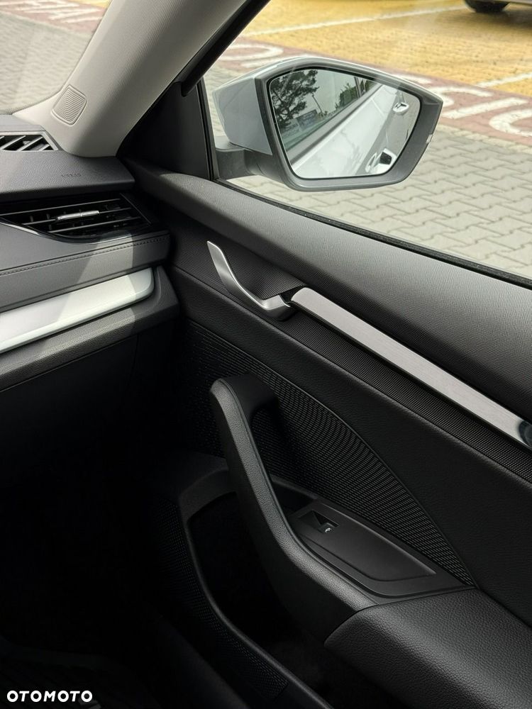 Skoda Octavia 1.5 TSI Essence - 34