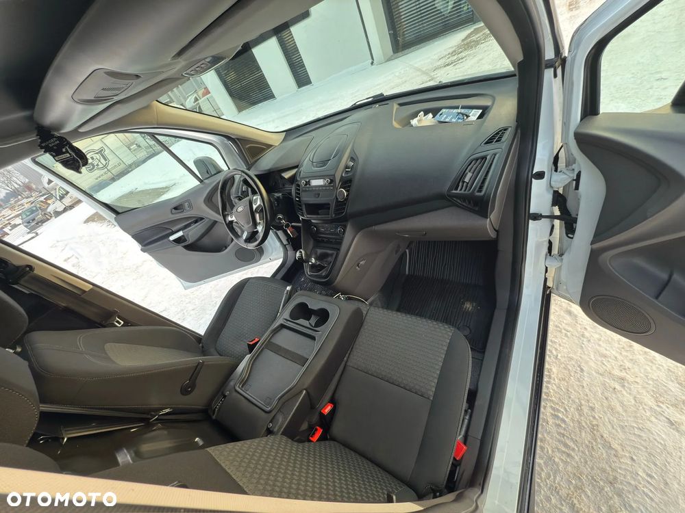 Ford Transit Connect - 9