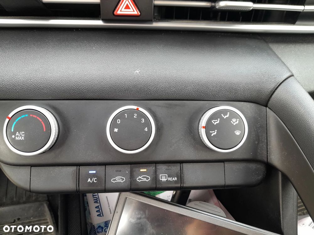 Hyundai Elantra 1.6 Modern - 20