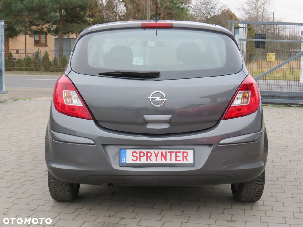 Opel Corsa 1.2 16V Cosmo - 16