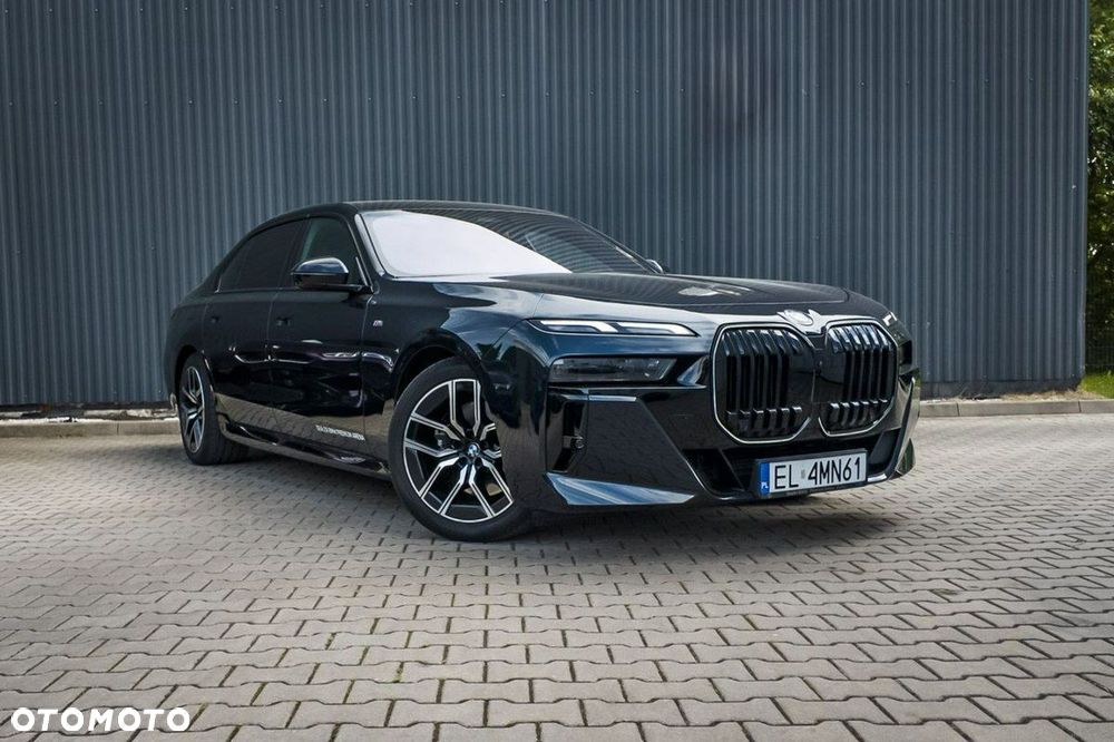 BMW Seria 7 - 5