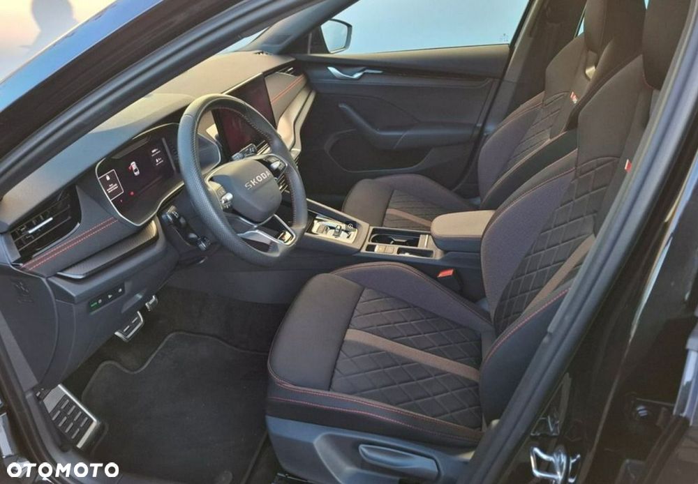 Skoda Octavia 2.0 TSI RS DSG - 8