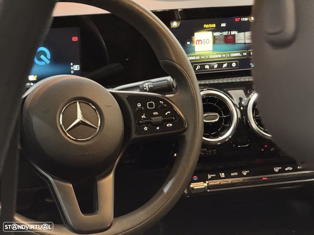 Mercedes-Benz A 250 e - 8
