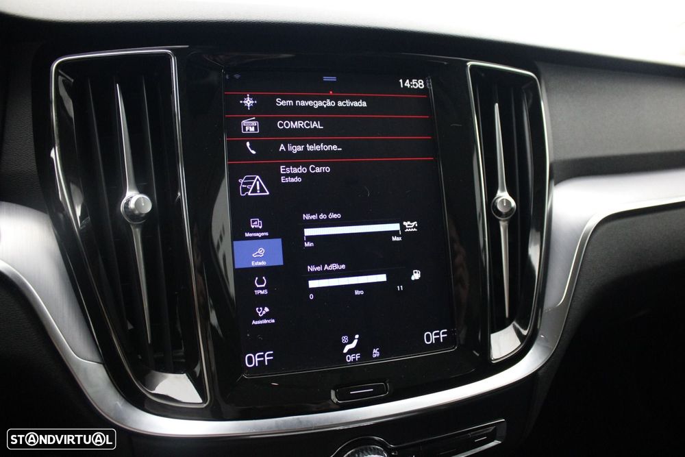 Volvo V60 2.0 B4 Momentum Core Geartronic - 17