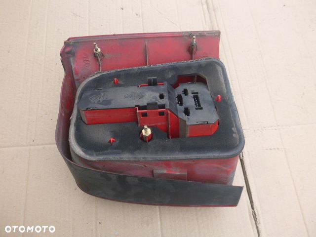 LAMPA LEWY TYŁ LEWA TYLNA VOLKSWAGEN PASSAT B5 KOMBI 96-00 - 7