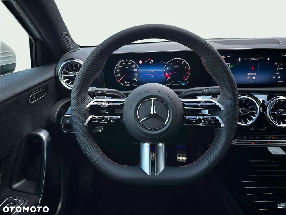 Mercedes-Benz Klasa A 180 AMG Line 7G-DCT - 16