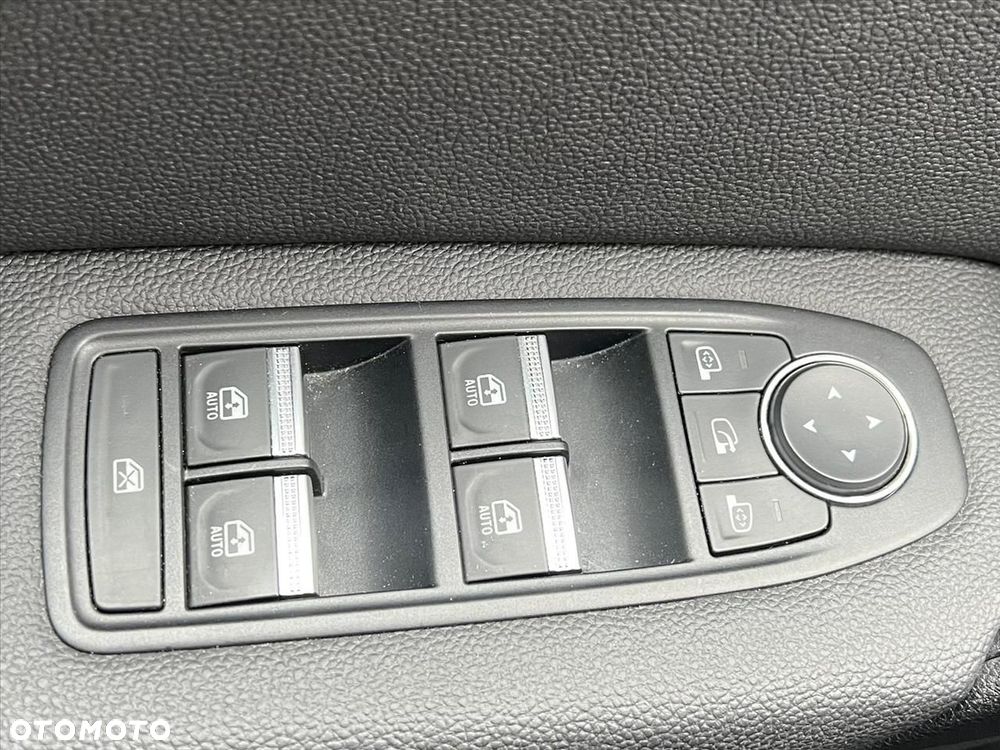 Mitsubishi ASX - 19
