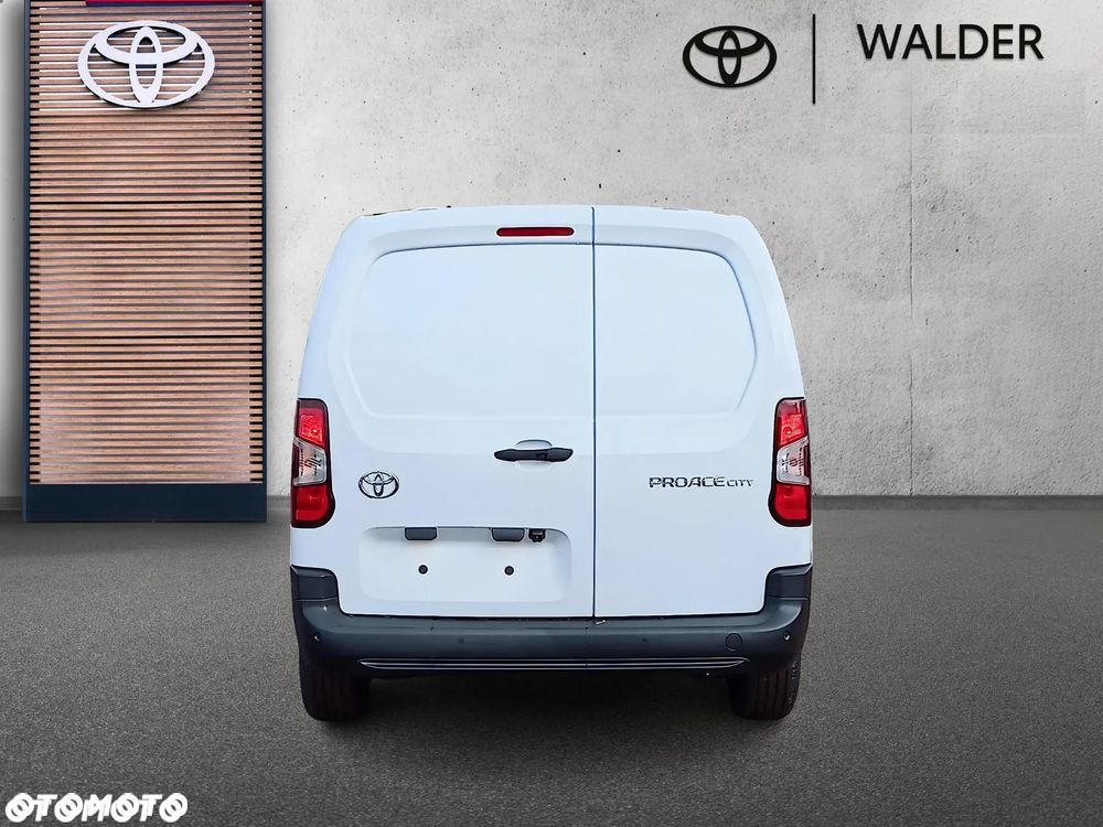 Toyota Proace City - 4