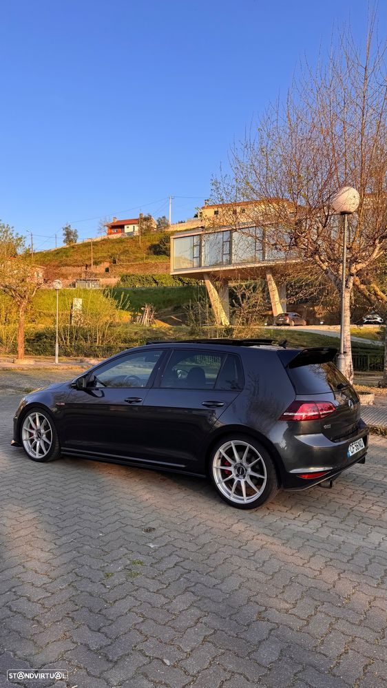 VW Golf 2.0 TSi GTi DSG Performance - 11