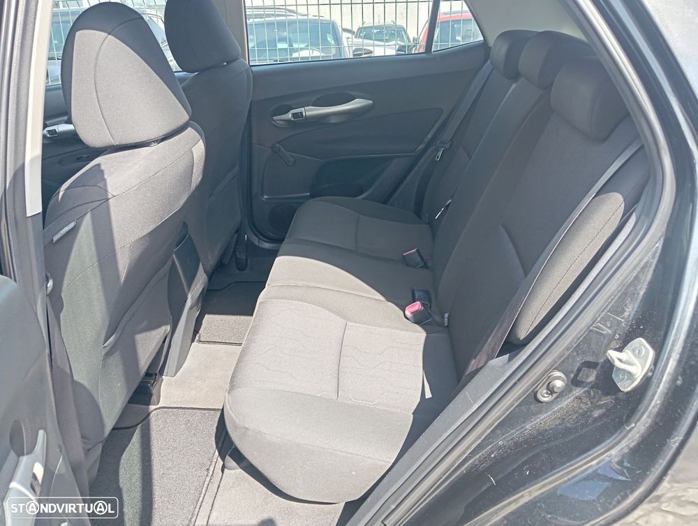 Toyota Auris 1.33 VVT-i AC - 14