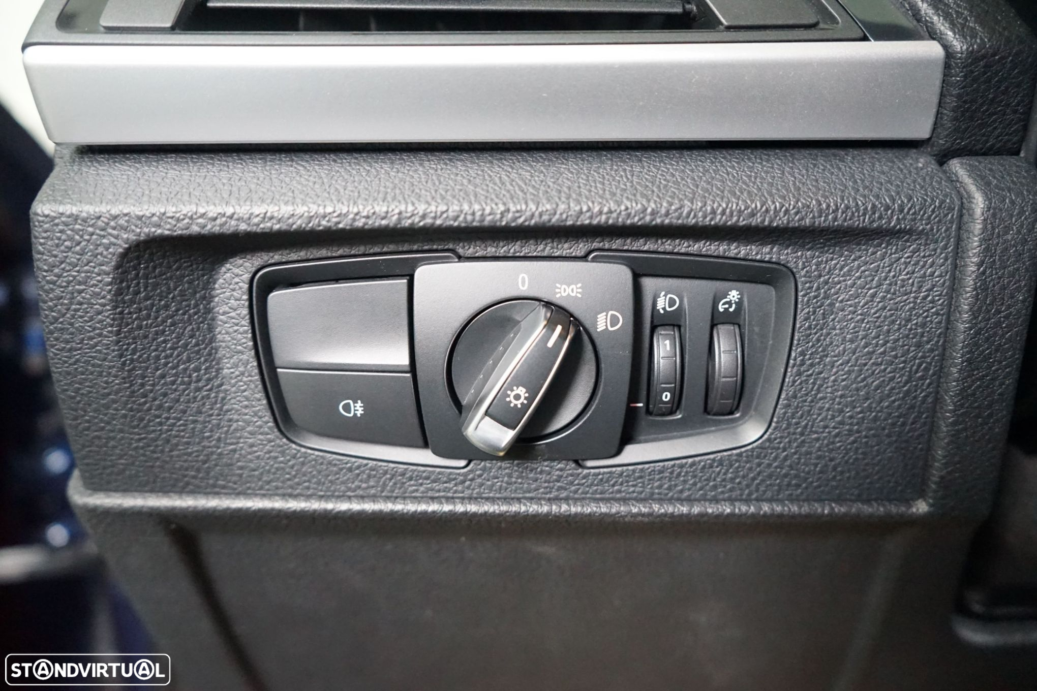 BMW 116 d EfficientDynamics - 24