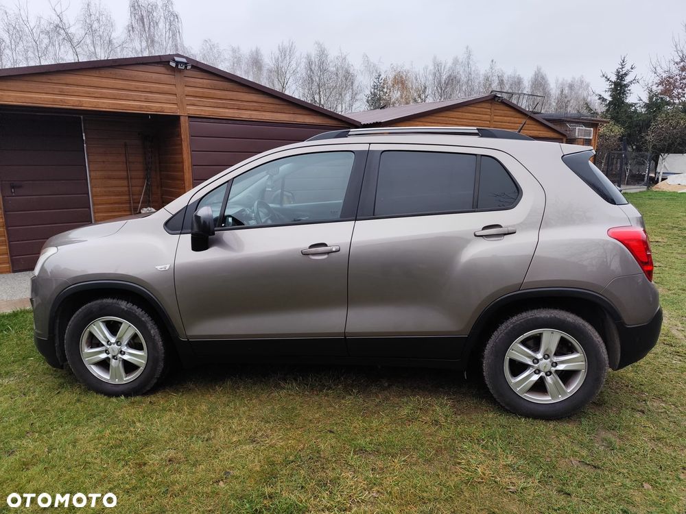 Chevrolet Trax 1.6 LS - 19