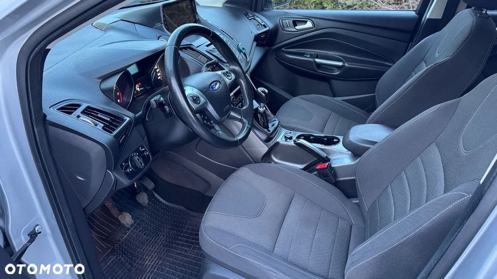 Ford Kuga 1.5 EcoBoost 2x4 SYNC - 9