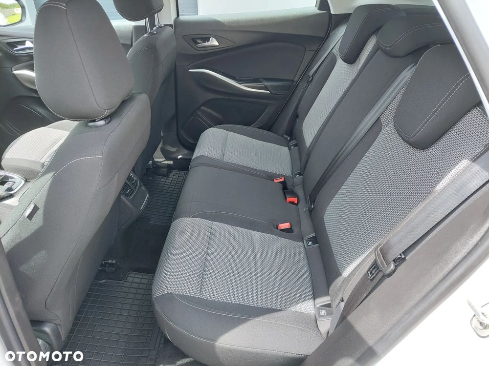 Opel Grandland X 1.2 Start/Stop Elegance - 32