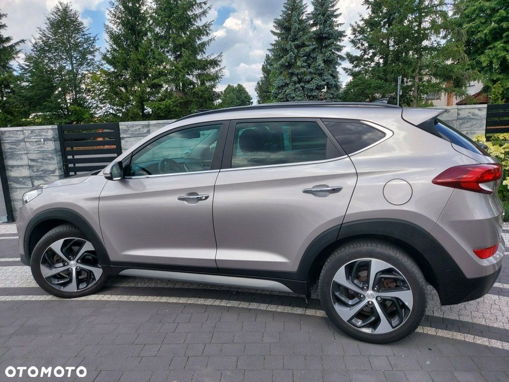 Hyundai Tucson - 8