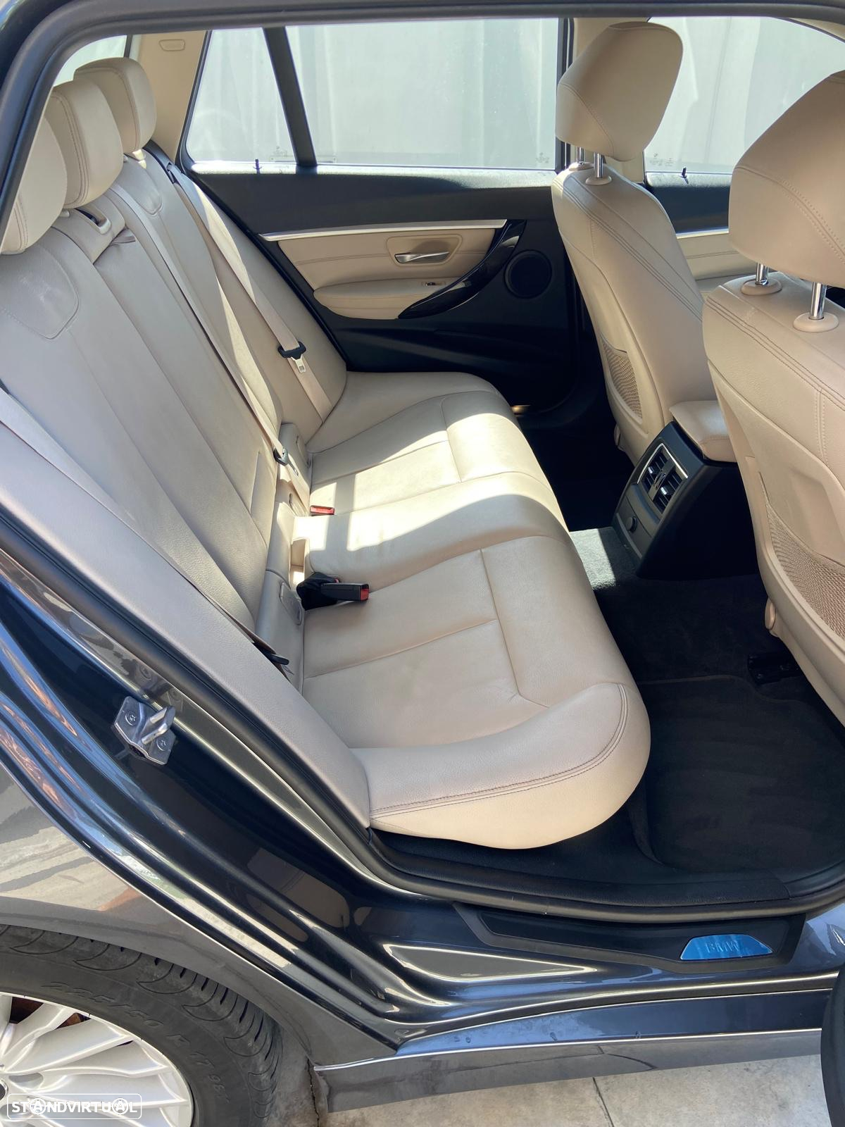 BMW 320 d Touring Line Luxury Auto - 13