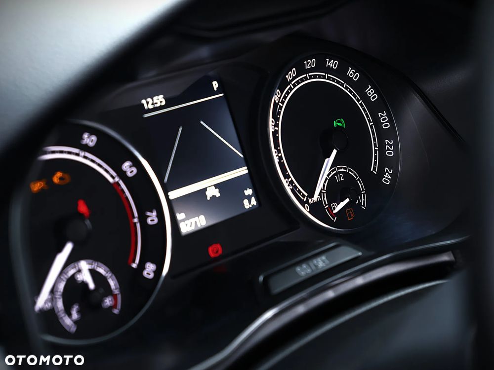 Skoda Kamiq 1.0 TSI Ambition DSG - 27