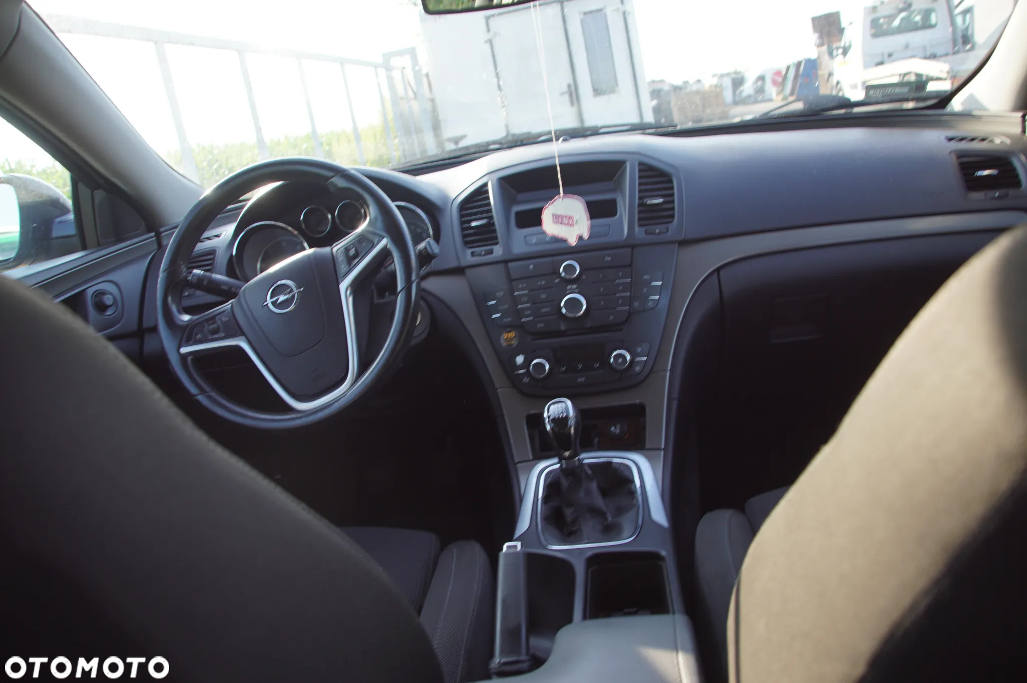 Auto na części - Opel Insignia A Kombi 2.0 CDTI A20DTJ 130 KM M32 GEK 2009R Silnik Skrzynia Drzwi Lusterko Szyba Lampa Zderzak Maska Błotnik Klapa Deska Kokpit Sterownik Moduł Licznik - 15