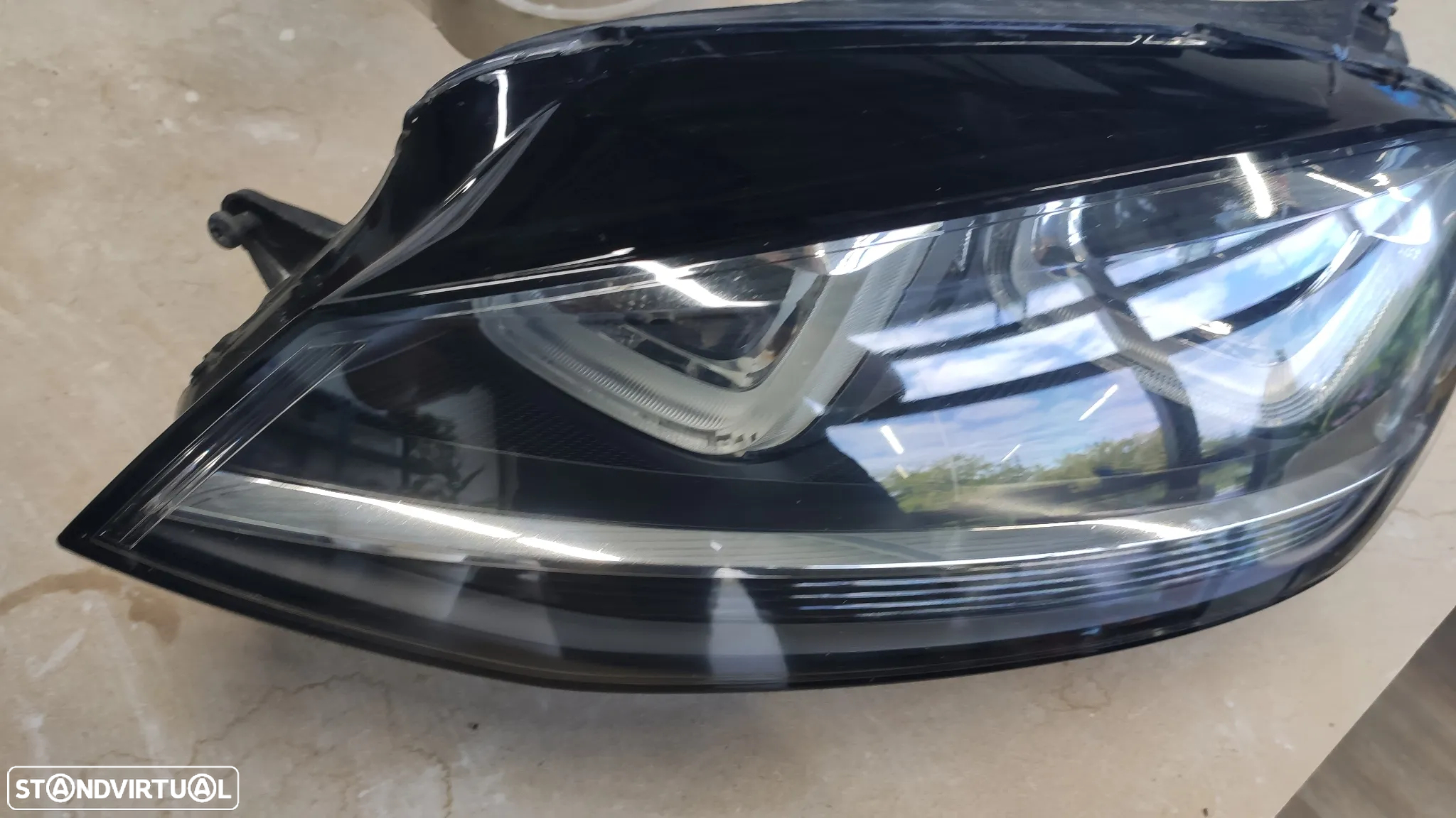 Farol esquerdo bi-xenon led direcional Golf 7 - 2