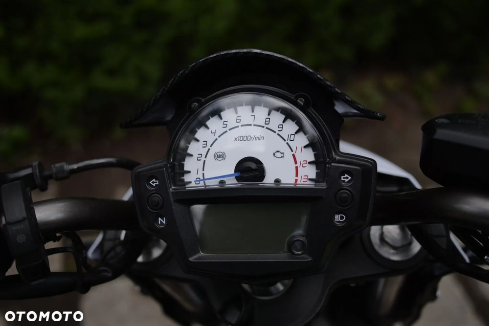 Kawasaki ER - 10
