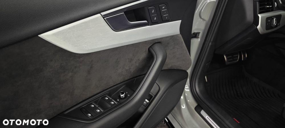 Audi S4 Limousine - 16