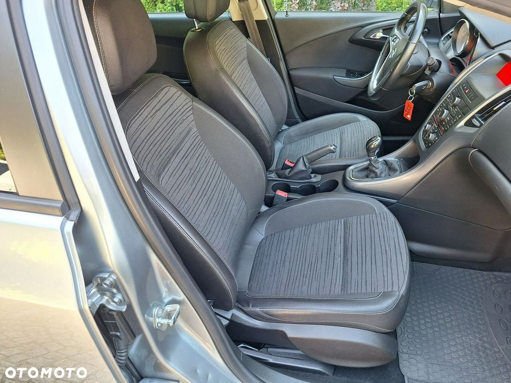 Opel Astra 1.4 T Edition 150 - 16