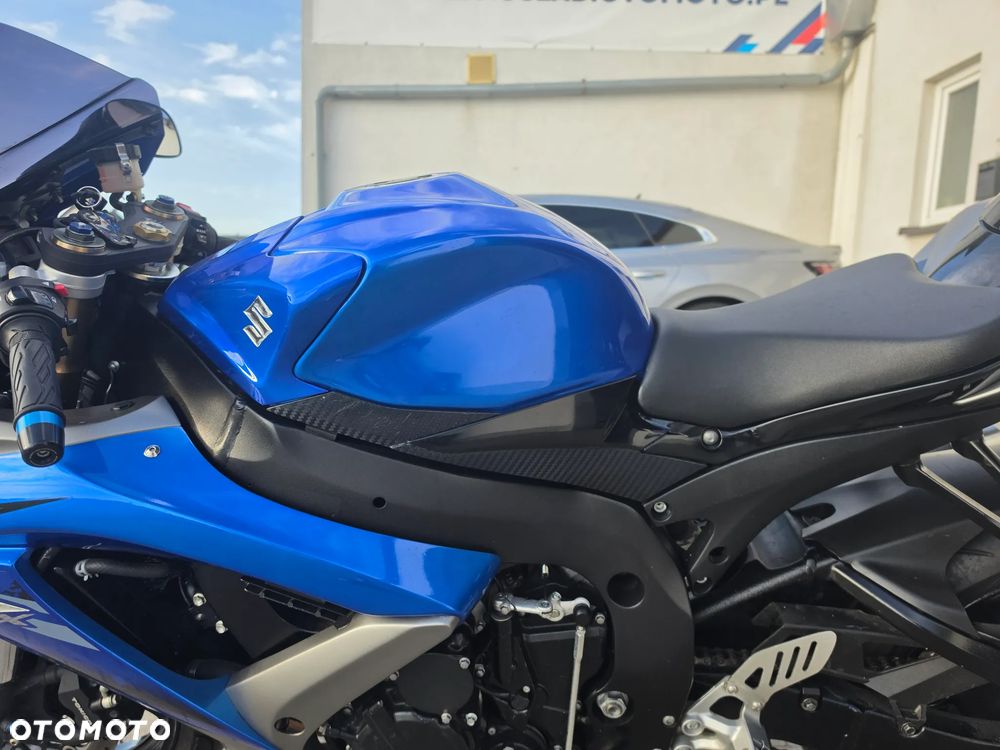 Suzuki GSX-R - 12