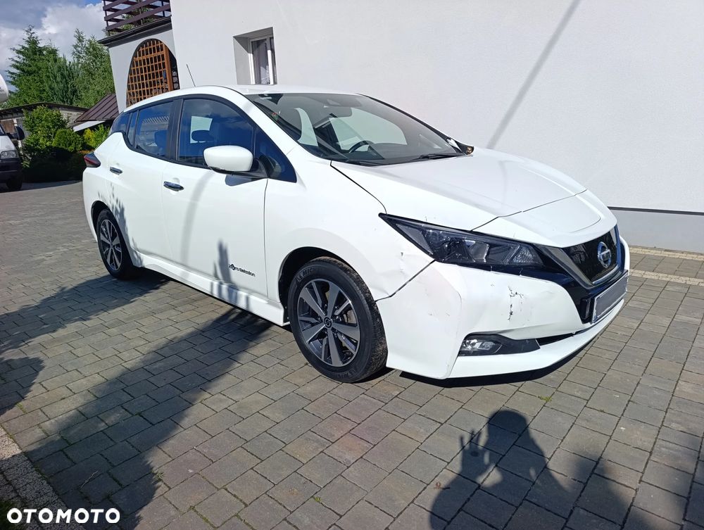 Nissan Leaf 40kWh N-Connecta - 1