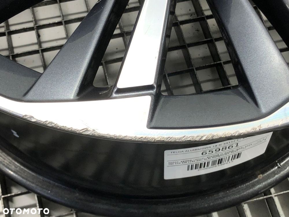 FELGA ALUMINIOWA 19 8J 5X112 ET 44 CENTR 57,1 - 637.00 PLN - SKODA SUPERB IV Kombi (NZ5) 2023 - 2.0 - 5