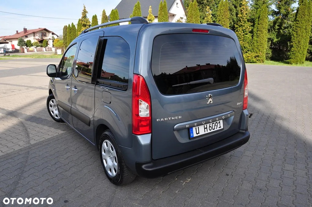 Peugeot Partner Tepee 90 Family - 24