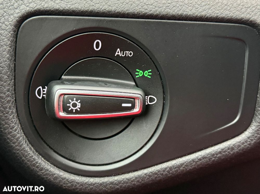 Volkswagen Golf 1.4 TSI (BlueMotion Technology) Comfortline - 19