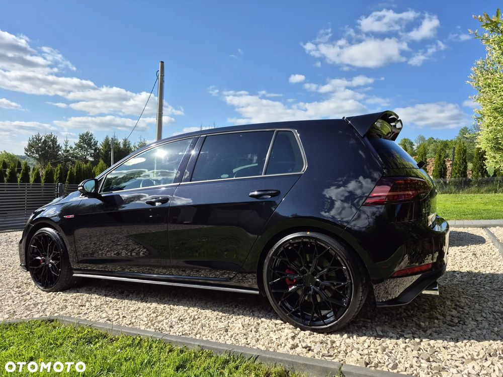 Volkswagen Golf GTI (BlueMotion Technology) DSG Performance - 1