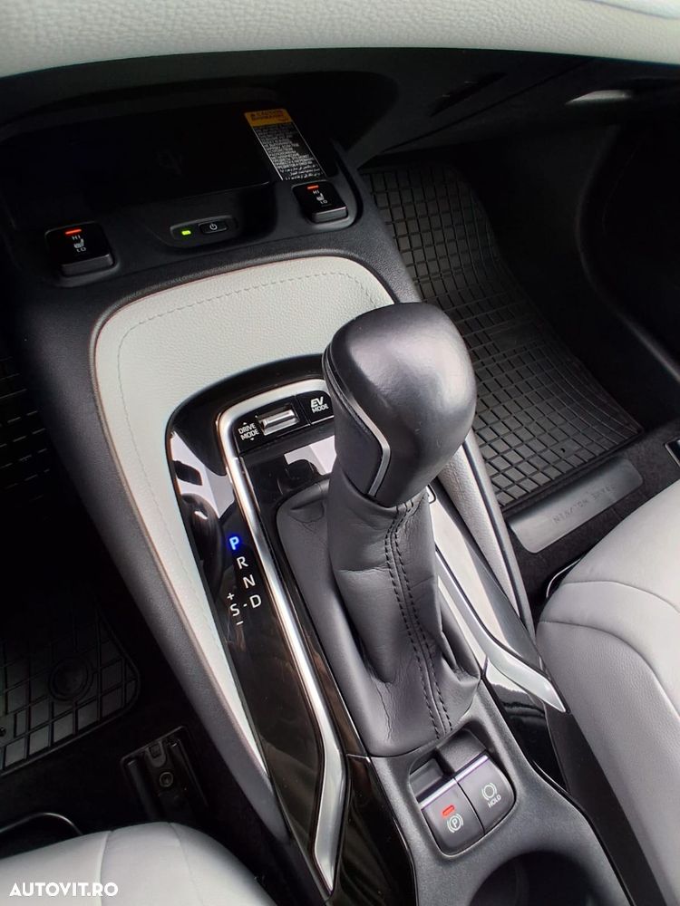 Toyota Corolla 2.0 GR Sport - 8