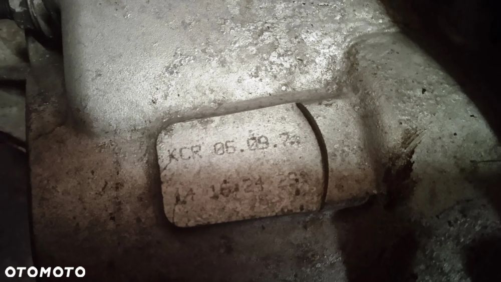 Skrzynia biegów na części KCR Volkswagen T5 - 4