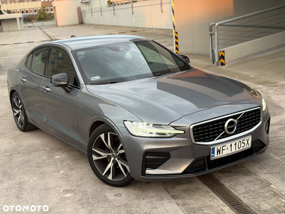 Volvo S60 T4 R-Design - 3