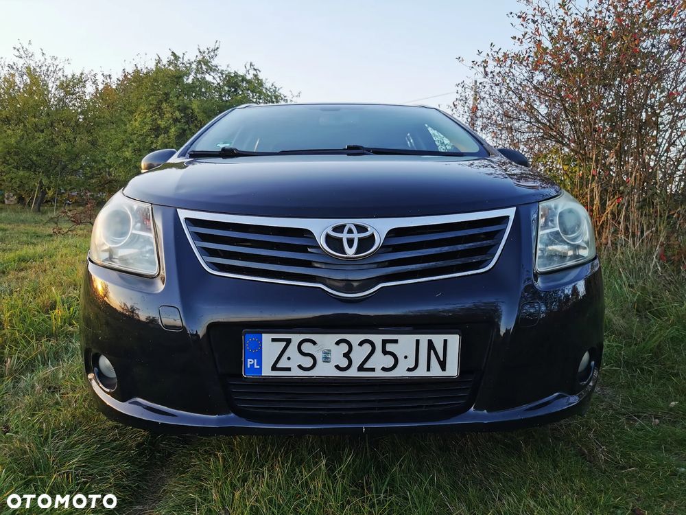 Toyota Avensis - 9