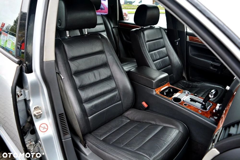 Volkswagen Touareg 3.2 V6 Automatik - 14