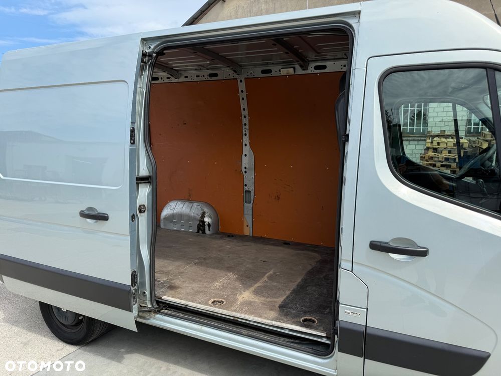 Renault Master - 25