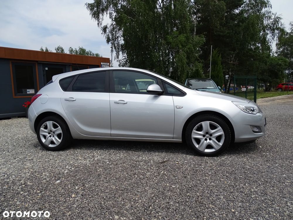 Opel Astra 1.4 Turbo Style - 13