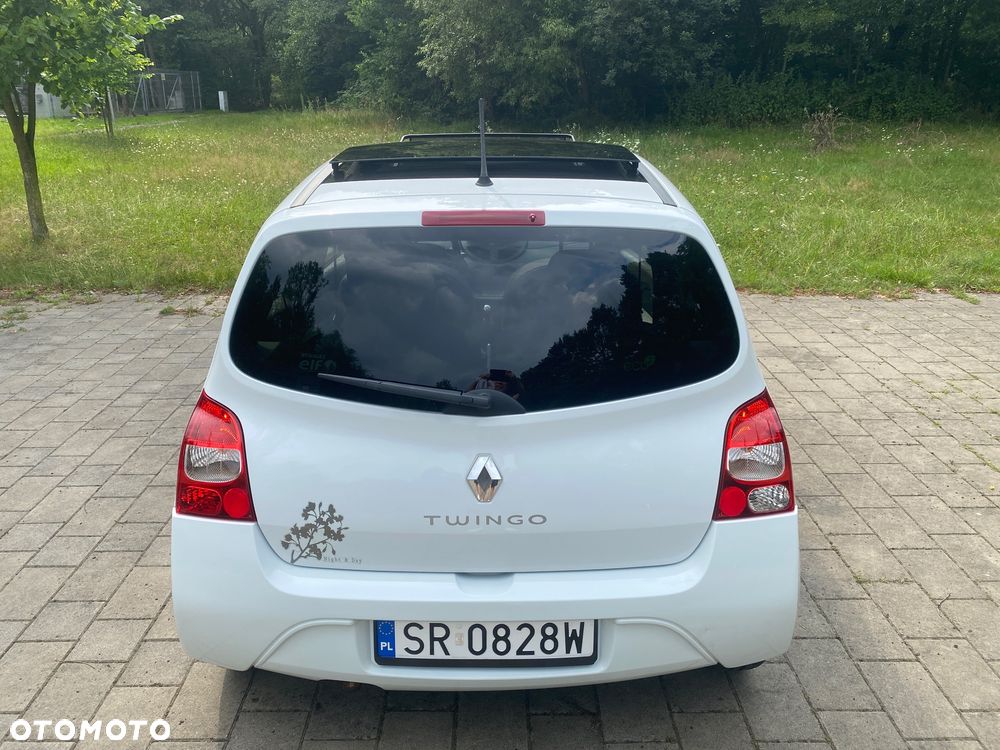 Renault Twingo 1.2 16V Night & Day - 10