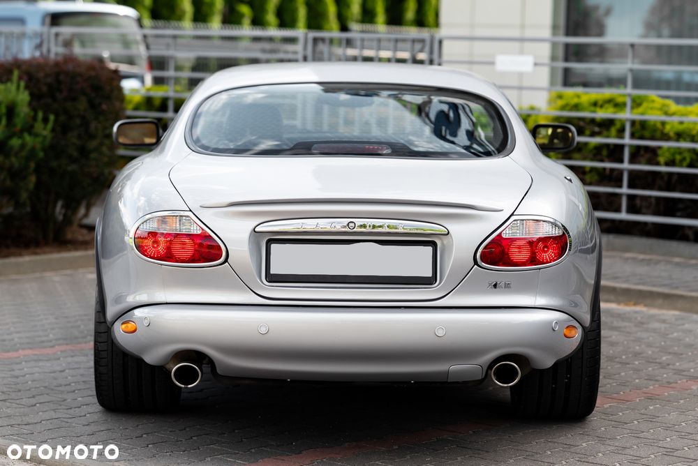 Jaguar XK8 - 8
