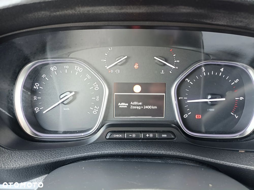 Peugeot Traveller L3 2.0 Business - 27