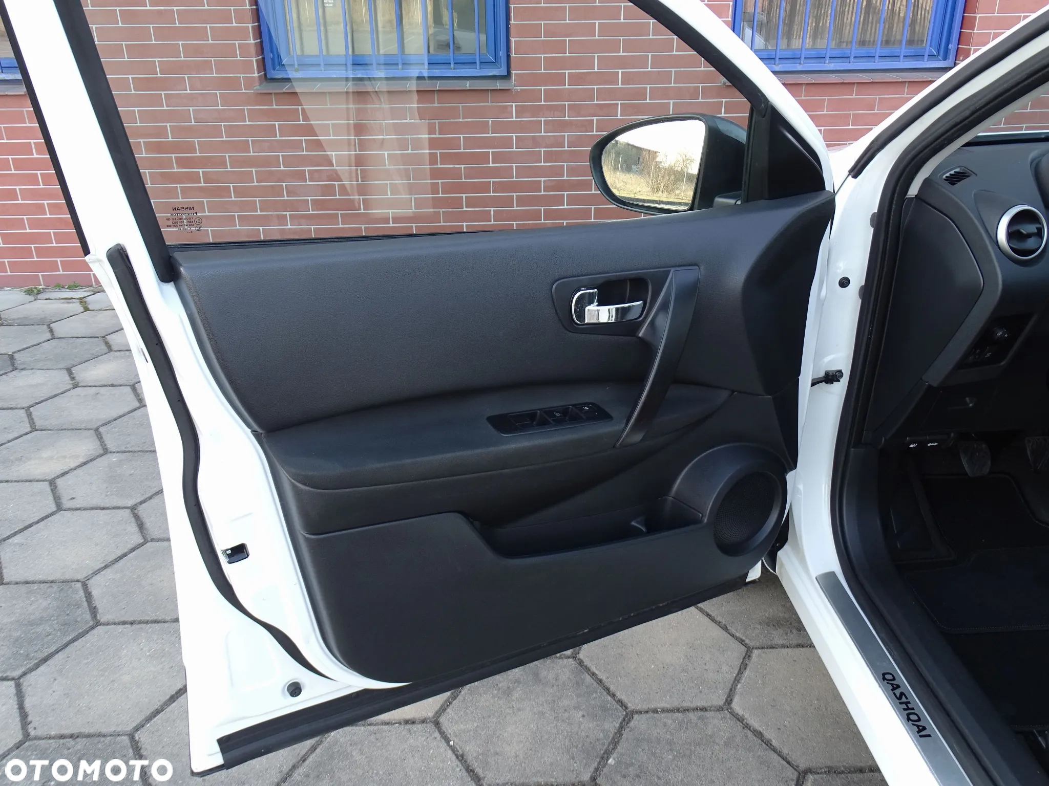 Nissan Qashqai 1.6 Visia - 17