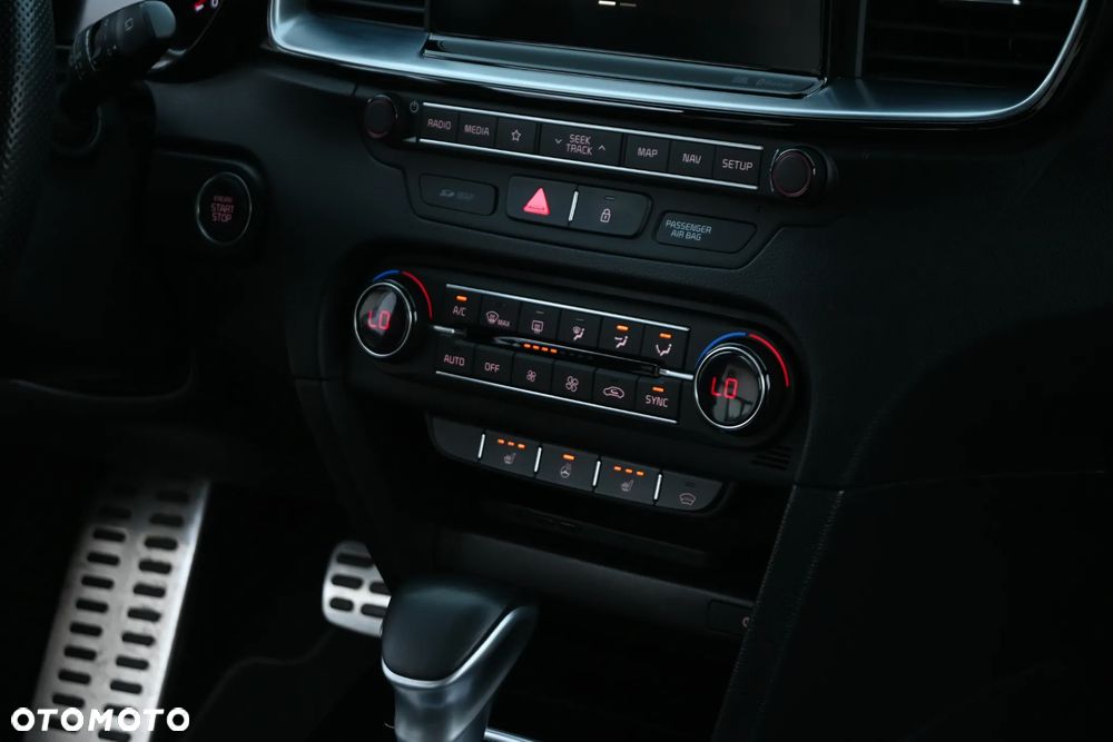 Kia ProCeed 1.6 T-GDI DCT7 OPF GT - 23